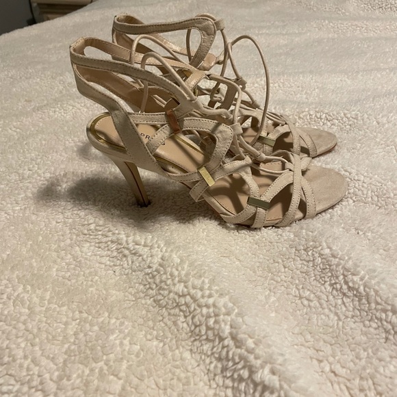 Call It Spring Heels - 7.5 - Picture 3 of 3